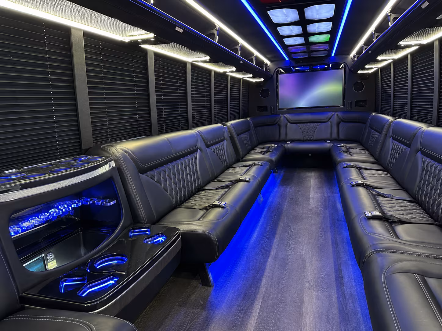 Charlotte Birthday, Sweet 16, & Quinceañera Transportation party bus exterior