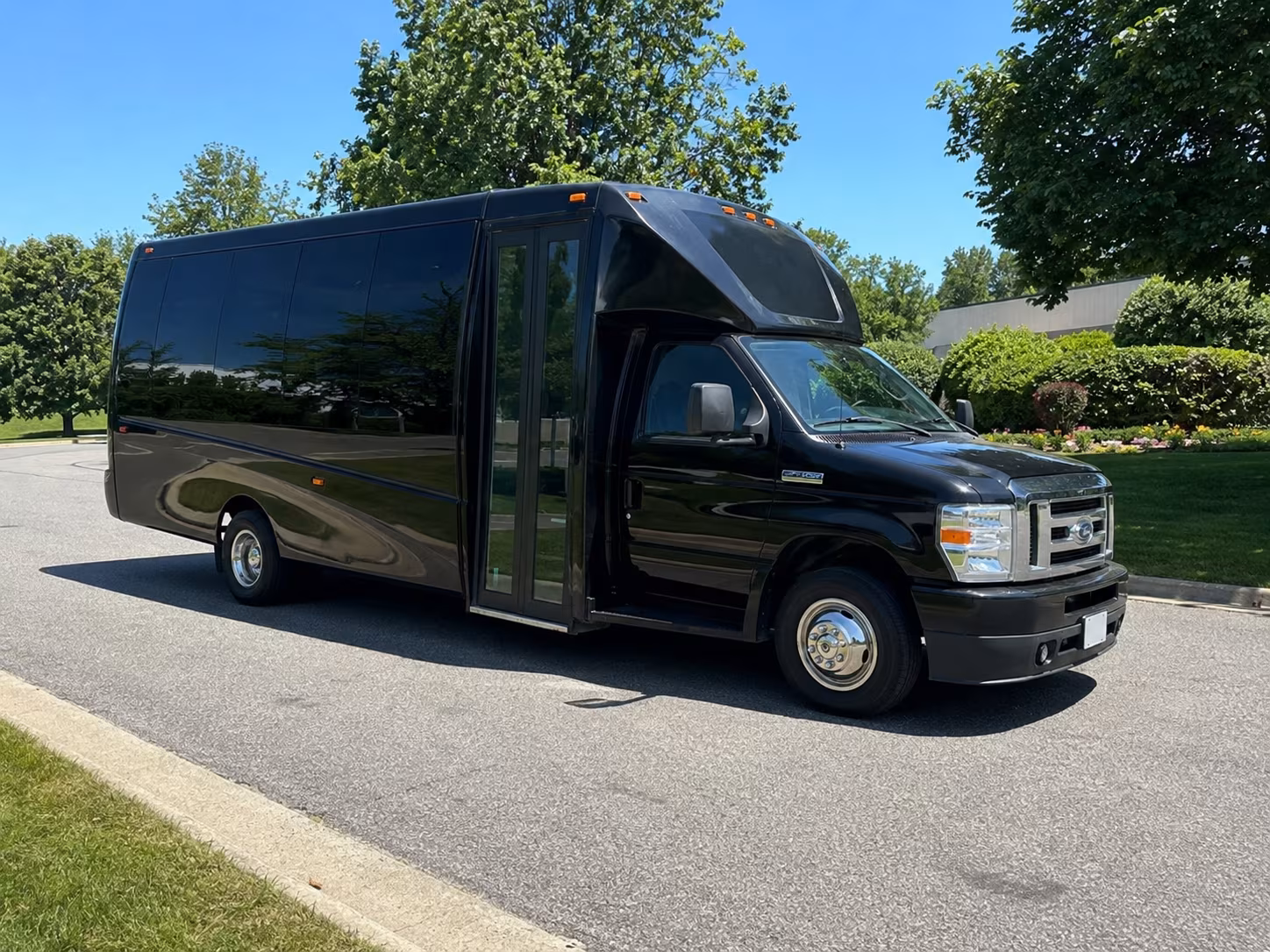 High Point Birthday, Sweet 16, & Quinceañera Party Bus Rentals